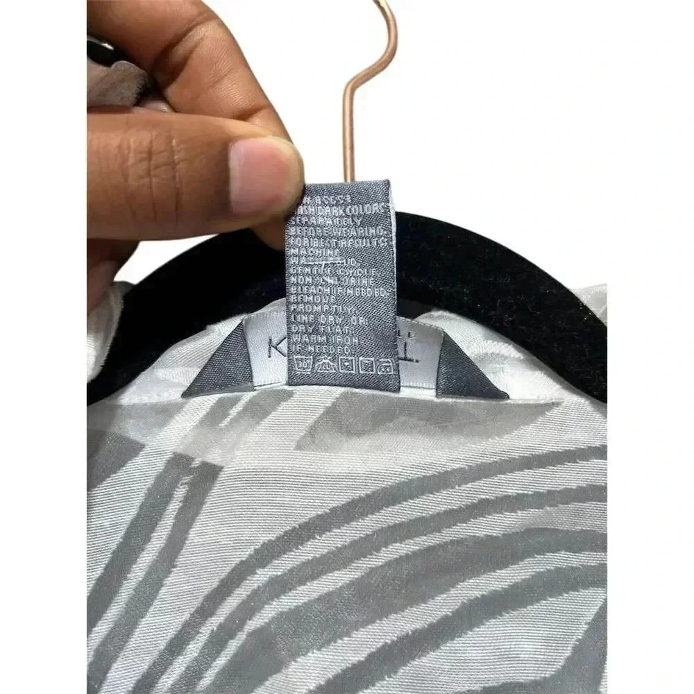 Koret Vintage Petite Women's White‎ Sheer Geometric Button-Up Blouse  3/4 Sleeve - Picture 7 of 8